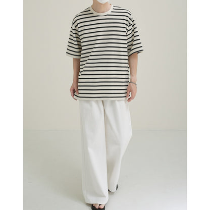 Round neck striped short sleeved T-shirt for men