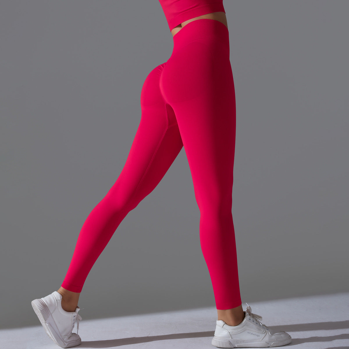Seamless Solid Peach Sports Trousers for Women - Tight Running Fitness Yoga Pants with High Waist and Butt-Lifting Design