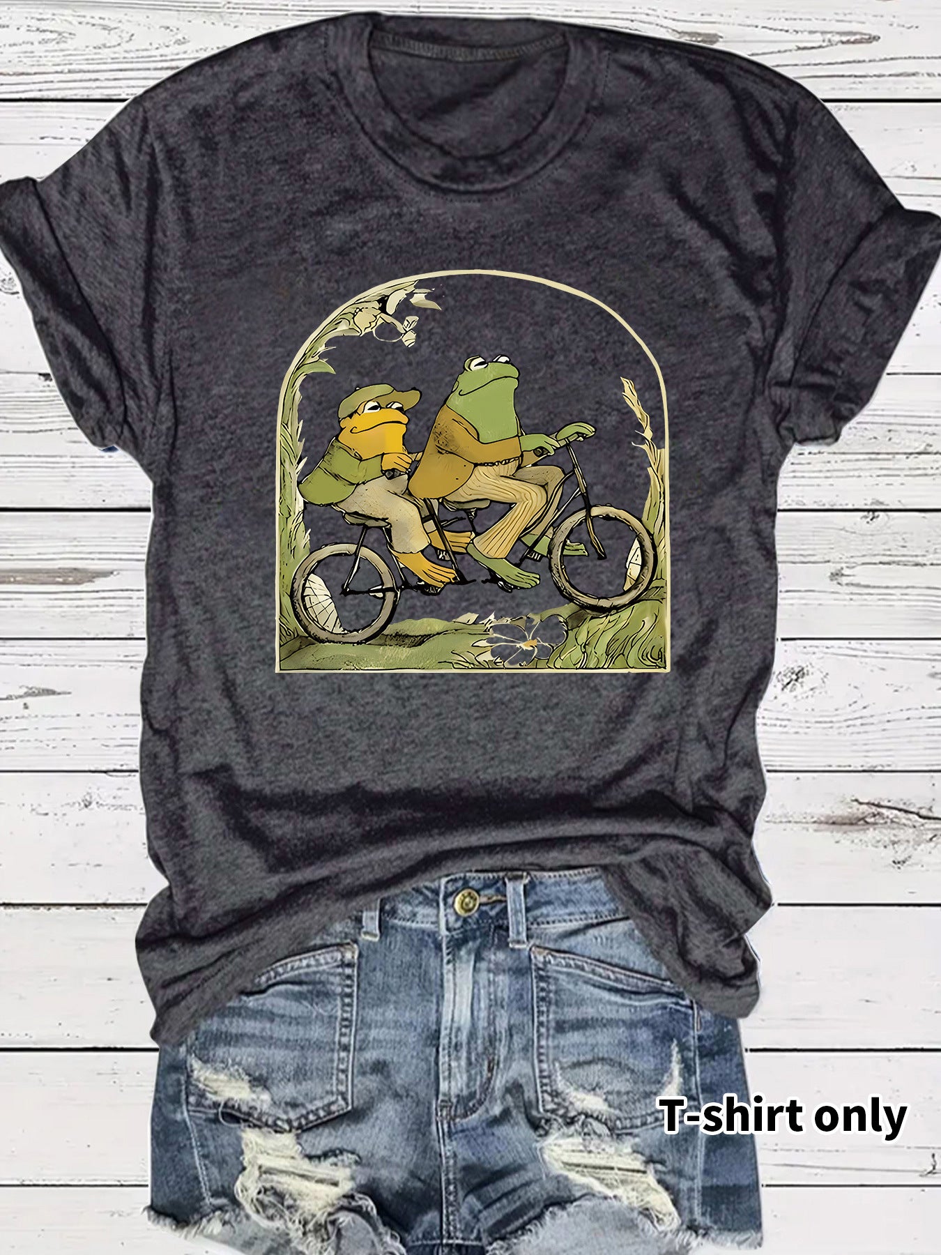 Frog riding bicycle printed short sleeved shirt