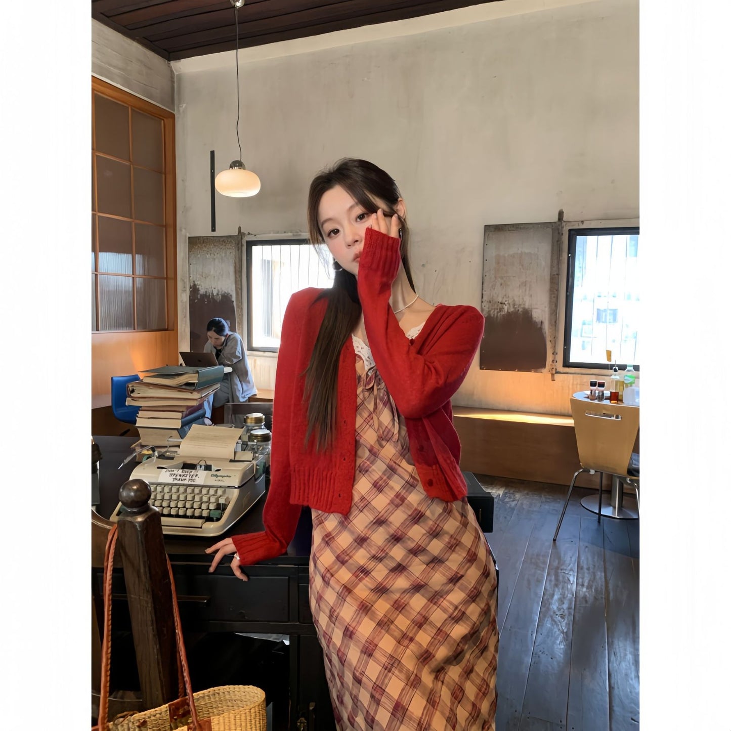 Versatile V-neck sweater for women knitted cardigan