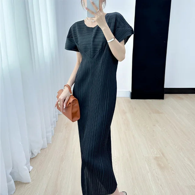 Pleated O Neck Dress Women  New Spring Summer Straight  Long Short Style Loose Solid Color Casual Cloth
