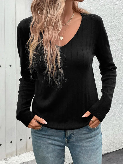 Pit stripe V-neck black sweater for women