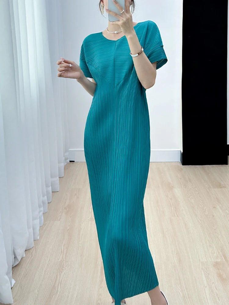 Pleated O Neck Dress Women  New Spring Summer Straight  Long Short Style Loose Solid Color Casual Cloth