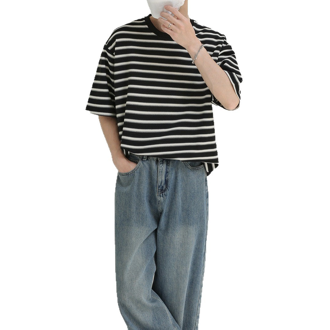 Round neck striped short sleeved T-shirt for men