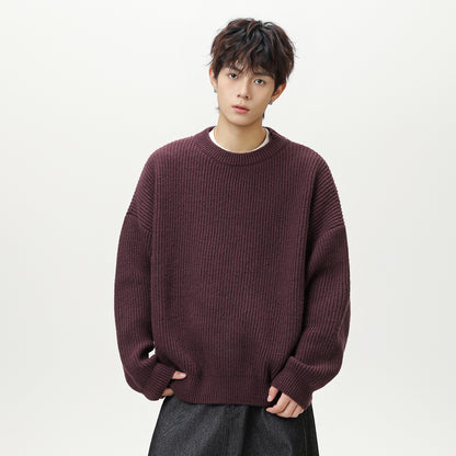 Solid color round neck sweater for men